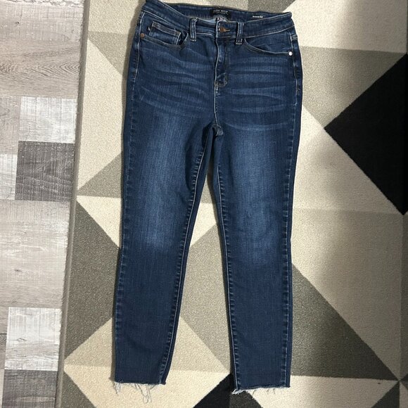 Judy Blue Denim - Judy Blue Los Angeles Raw Hem Cropped Skinny Jeans Women's Size 9/29